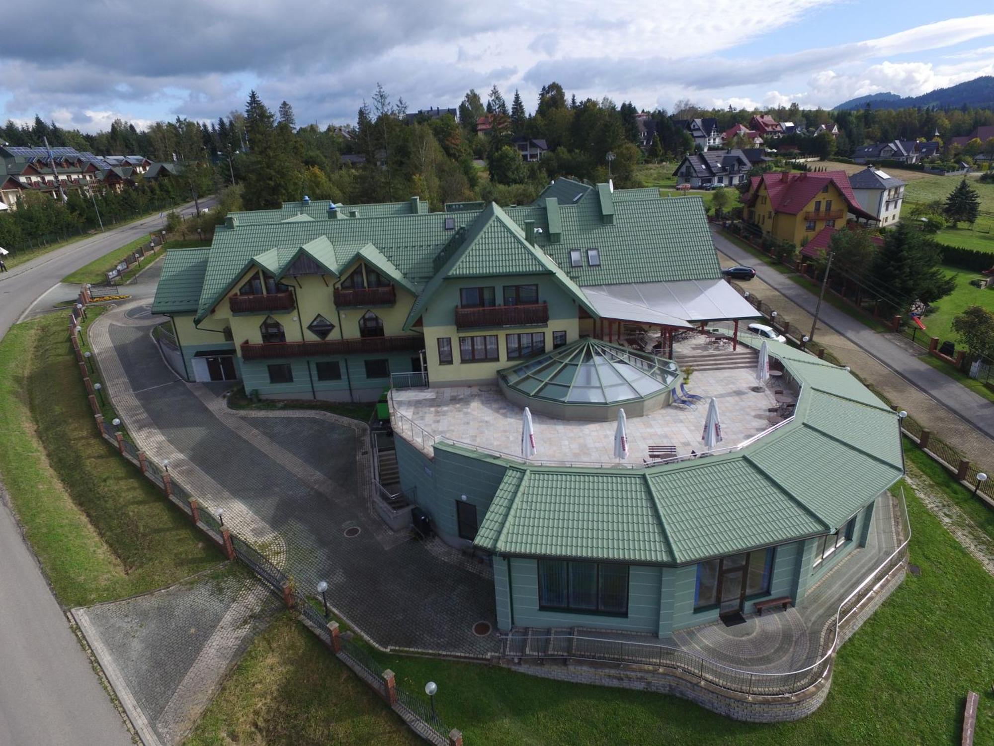 Hotel Centrum Wypoczynku I Rehabilitacji Umina à Czorsztyn Extérieur photo